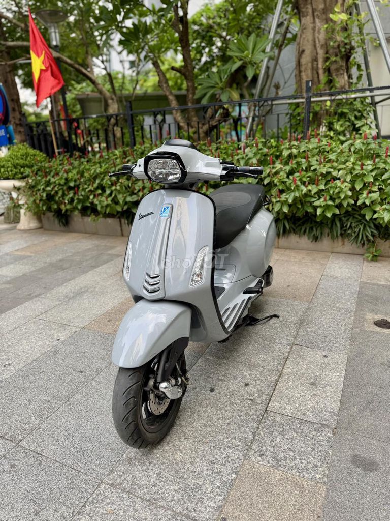 VESPA SPRINT Tặng Dầu Máy,Dầu Láp,Quạt Xoay Gió. Mua bán Xe máy tại Quận Cầu Giấy Hà Nội được đăng bởi minh khang hình 6