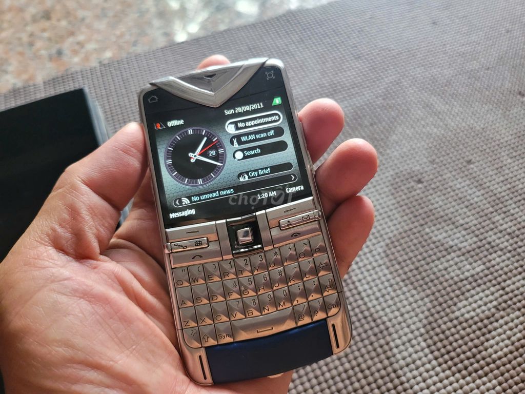VERTU CONSTELLATION QUEST "COURTESY PHONE". Mua bán Điện thoại tại Thành phố Thủ Đức Tp Hồ Chí Minh được đăng bởi Nguyễn Phúc hình 1