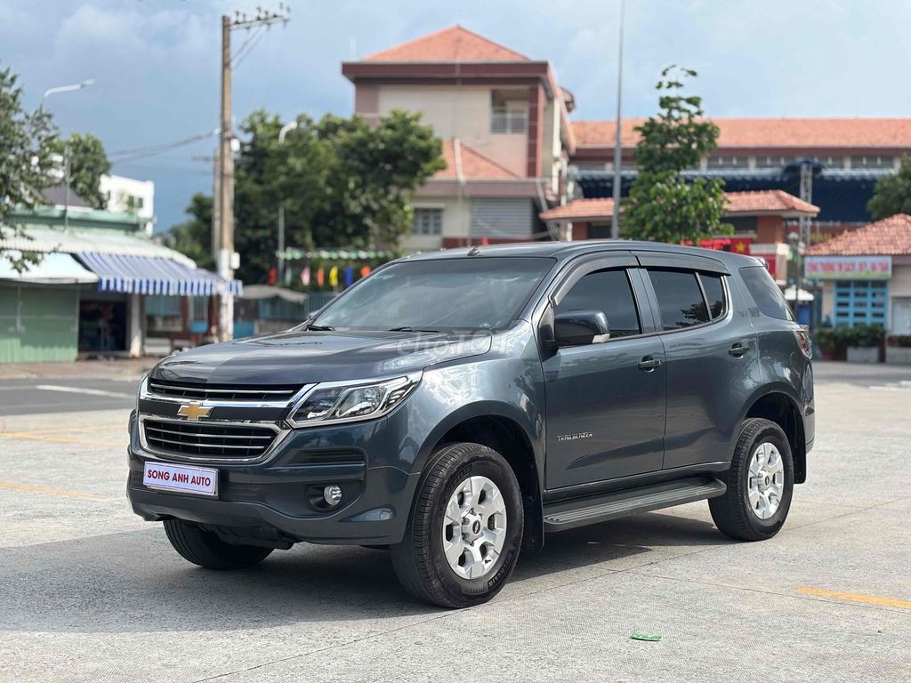 Chevrolet Trailblazer 2018 2.5 MT  siêu đẹp. Mua bán Ô tô tại Thành phố Dĩ An Bình Dương được đăng bởi Dương hình 3
