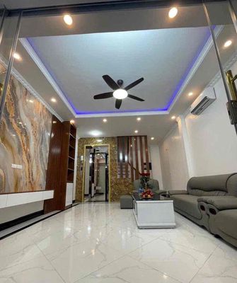 BÁN NHÀ MỚI DOÃN KẾ THIỆN - 10m NGÕ - THANG MÁY - 2 THOÁNG 9,345 TỶ. Mua bán nhà ở tại Quận Cầu Giấy Hà Nội được đăng bởi Nguyễn Thị Huyền Trang