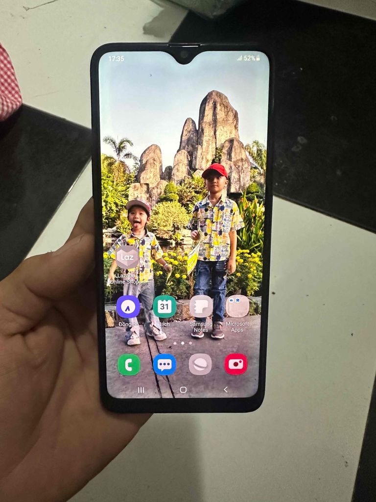 Samsung Galaxy A20s Đen Đã sử dụng. Mua bán Điện thoại tại Thành phố Biên Hòa Đồng Nai được đăng bởi Thu bằng giá bán hình 1
