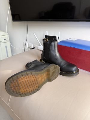 Giầy Dr Marteen Chelsea Boot Nữ tuyệt đẹp. Mua bán Giày dép tại Quận Phú Nhuận Tp Hồ Chí Minh được đăng bởi Henry Phan