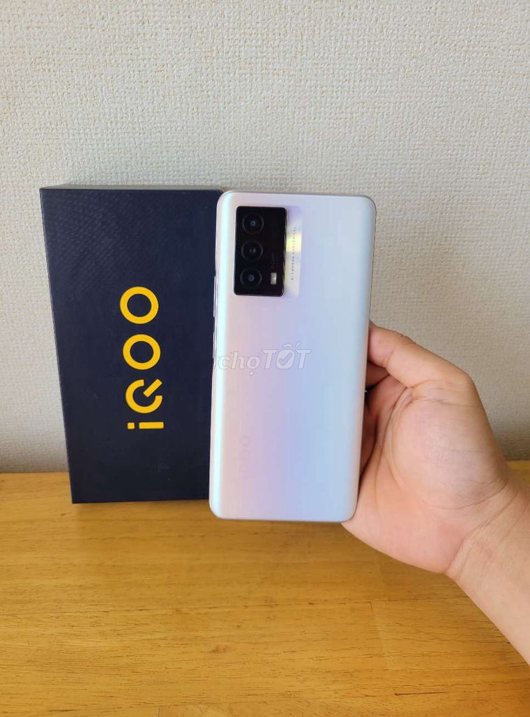 Vivo iQOO Z5 5G Fullbox 8/128GB Trắng 778G 99 gl. Mua bán Điện thoại tại Quận Tân Phú Tp Hồ Chí Minh được đăng bởi Trong Minh hình 1