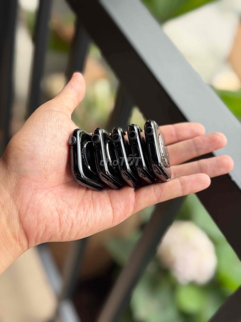 Đồng hồ thông minh Nhôm 46mm Đen. Mua bán Thiết bị đeo thông minh tại Thành phố Bắc Ninh Bắc Ninh được đăng bởi Best Buy hình 1