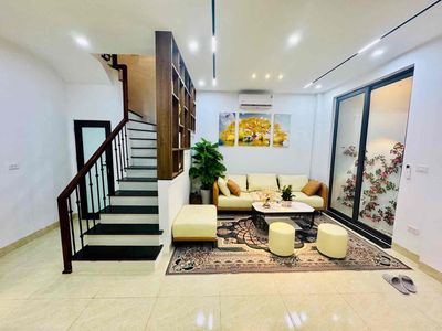 💥 HƠN 7 TỶ SỞ HỮU NHÀ 5 TẦNG – NAM DƯ – DIỆN TÍCH RỘNG HIẾM 🏡