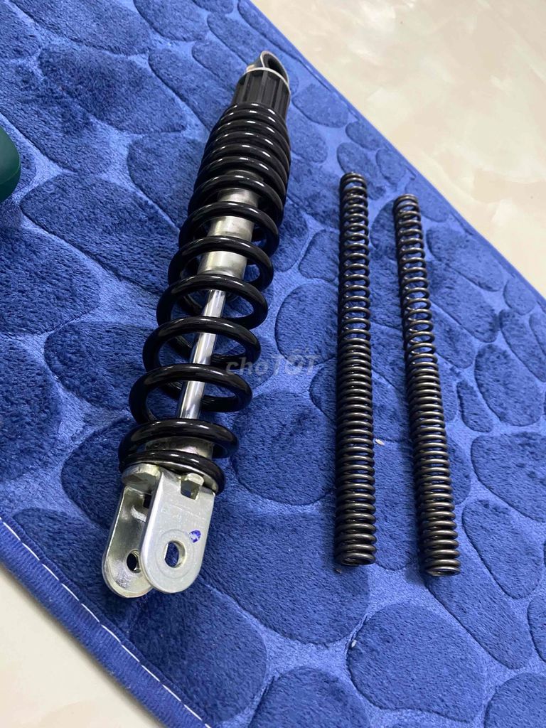 Phuộc xe máy Freego S Đen Mới. Mua bán Phụ tùng xe tại Quận Tân Phú Tp Hồ Chí Minh được đăng bởi Hà Hoàng Quân hình 2