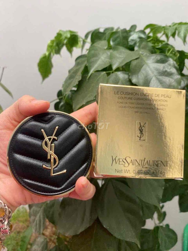 Phấn nước YSL Le Cushion Encre de Peau Tone 10. Mua bán Phụ kiện thời trang khác tại Thành phố Vinh Nghệ An được đăng bởi Nguyễn Thị Ngọc Huyền hình 1