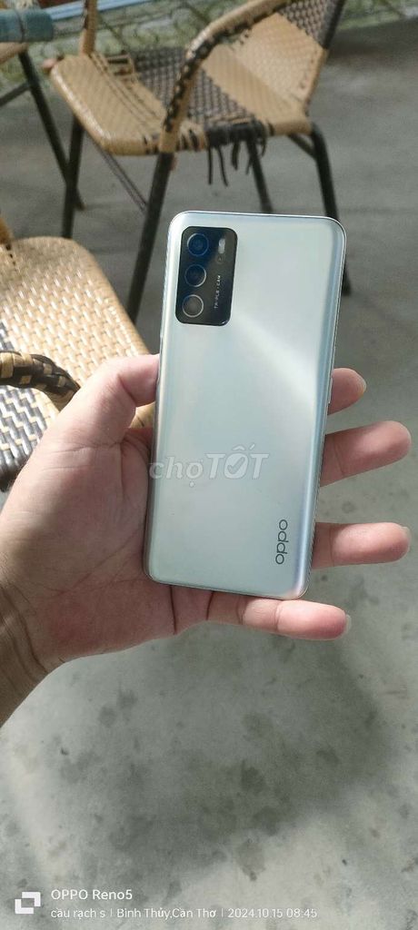 Oppo A16 ram 3/32 ngoại hình đẹp. Pin cực trâu