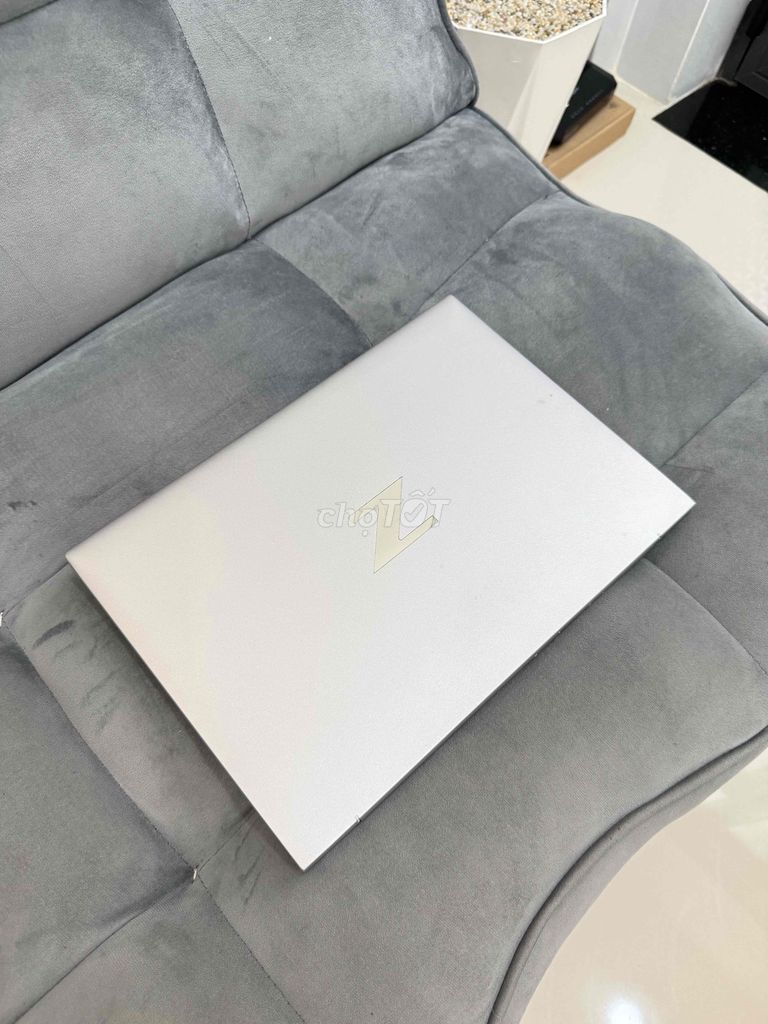 HP Zbook Firefly 14 G9 i5-1240P 16GB/256GB 14 inch. Mua bán Laptop tại Quận Tân Bình Tp Hồ Chí Minh được đăng bởi vy hình 1