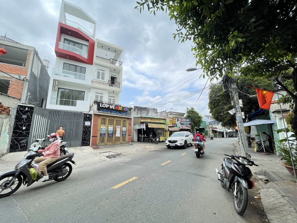 Аренда · 4 комн. · 87 м² · Thành phố Thủ Đức, ул. Đường số 9
