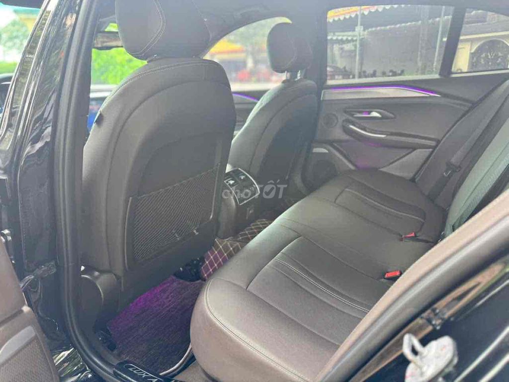 VinFast Lux A2.0 plus 2022 - 30000 km. Mua bán Ô tô tại Quận Thanh Xuân Hà Nội được đăng bởi Cường Auto 266 hình 6