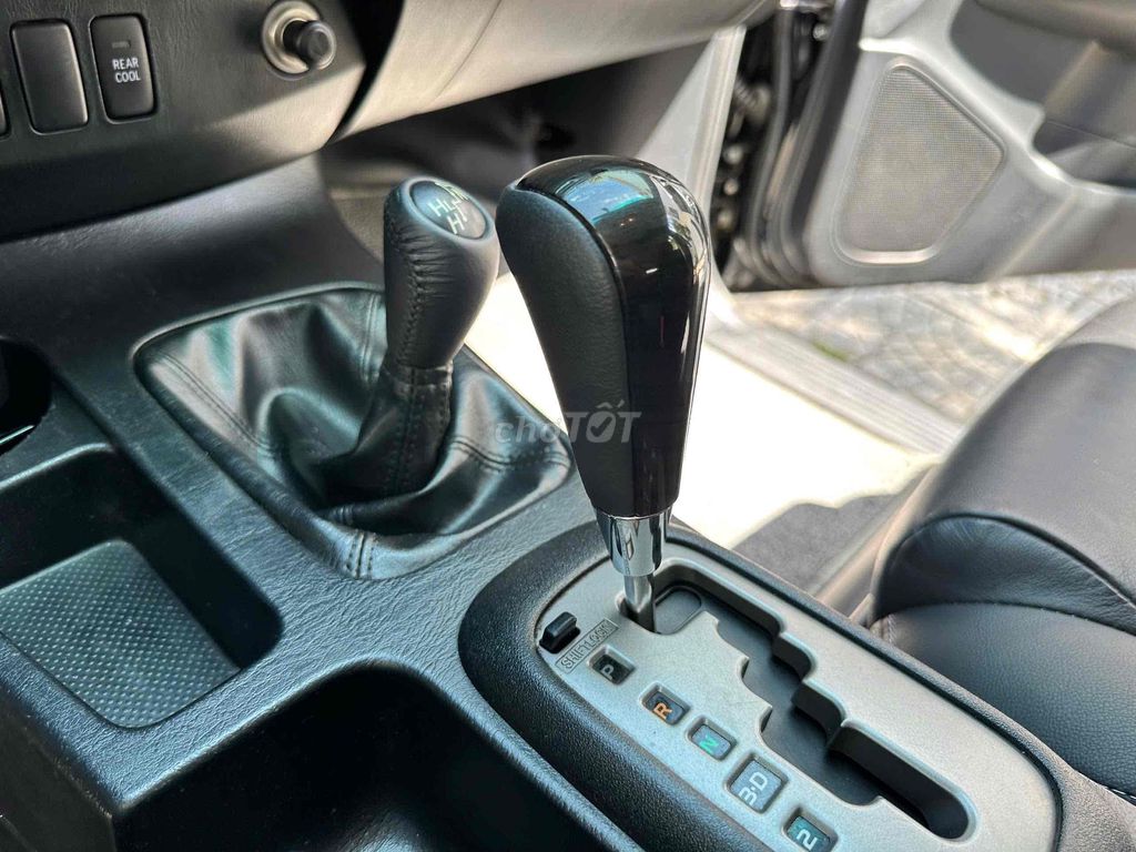 Toyota Fortuner 2015 2.7V 4x4 - 170000 km. Mua bán Ô tô tại Quận Sơn Trà Đà Nẵng được đăng bởi Châu Nguyễn hình 15