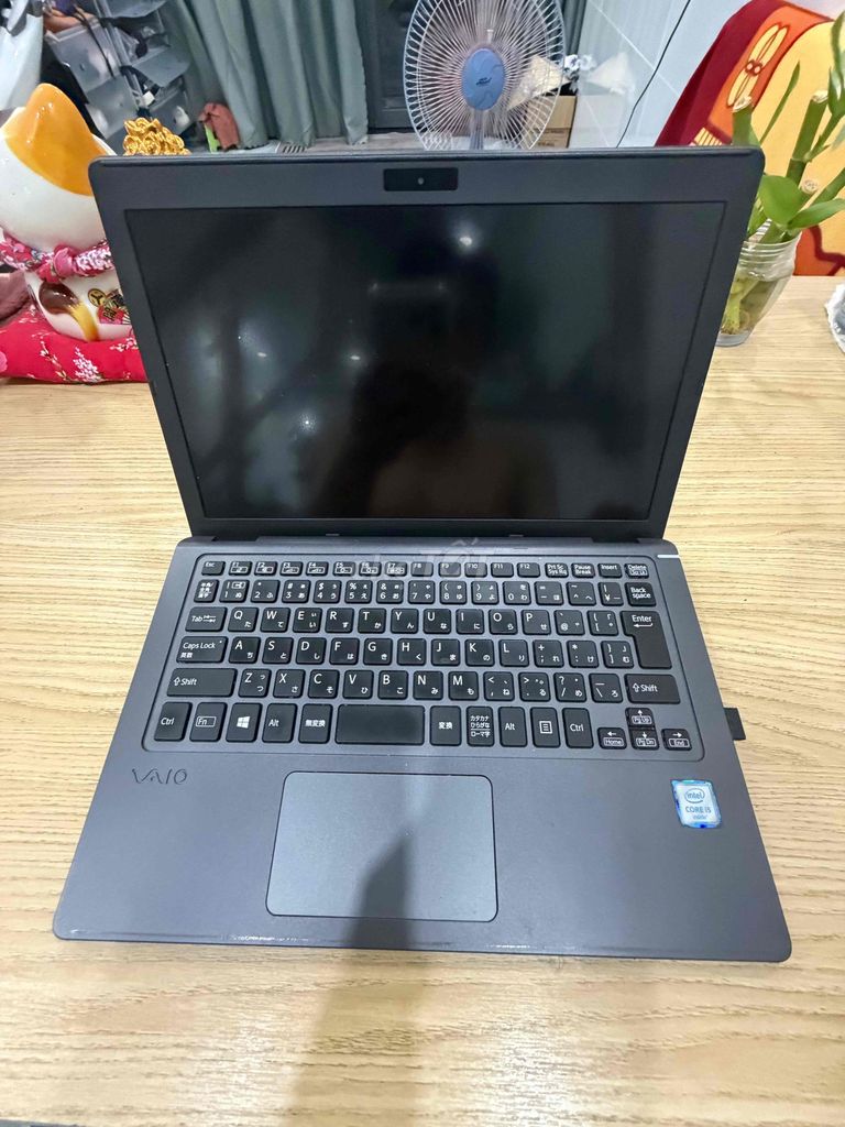 VAIO Intel Core i5 Xám. Mua bán Laptop tại Quận 12 Tp Hồ Chí Minh được đăng bởi Quốc Nam Lê hình 1