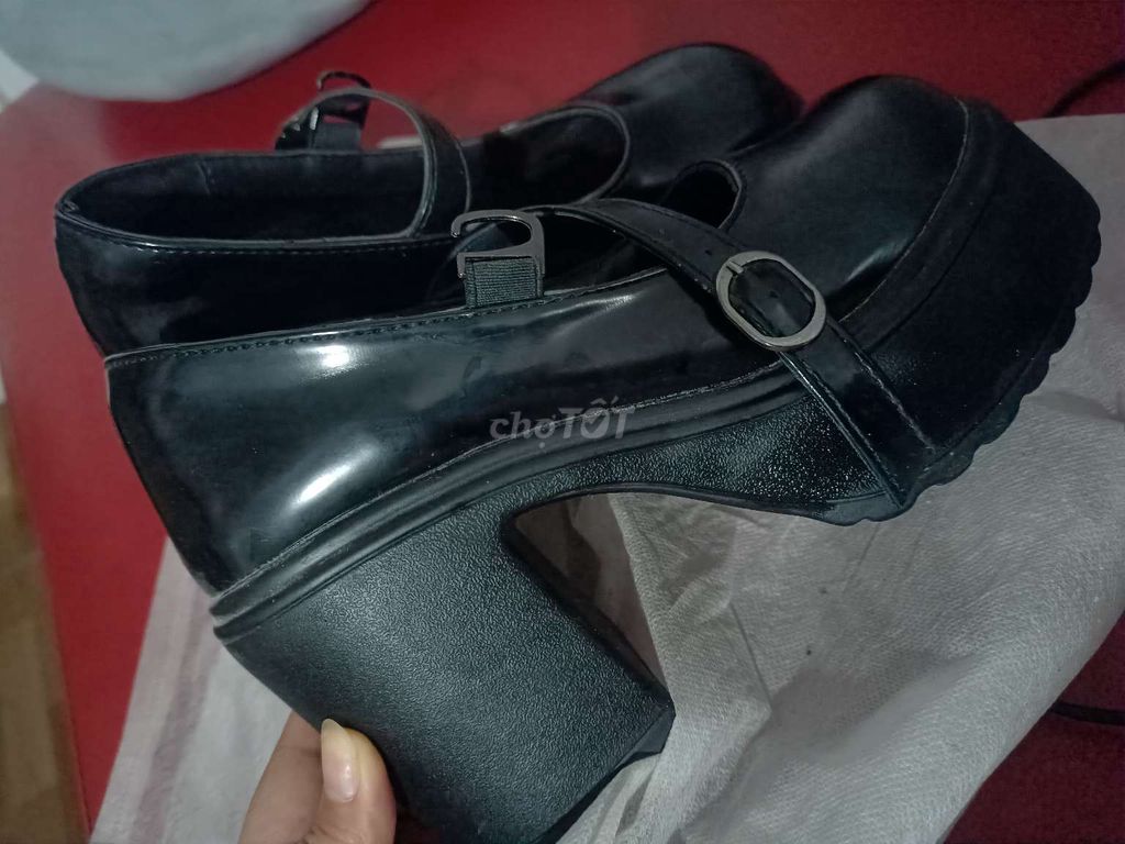 Giày cao gót Nữ Da bóng Đen 35-36. Mua bán Giày dép tại Quận Bình Tân Tp Hồ Chí Minh được đăng bởi Hong N hình 1