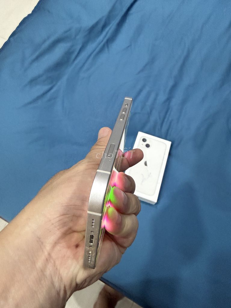 Apple iPhone 13 128GB Trắng Màn hình lỗi. Mua bán Điện thoại tại Quận 6 Tp Hồ Chí Minh được đăng bởi VUONG DOAN hình 1
