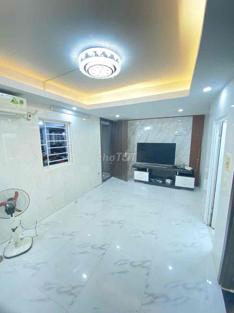 Bán căn hộ ccmn 52m2,  2 ngủ ở Hồ Ba Mẫu