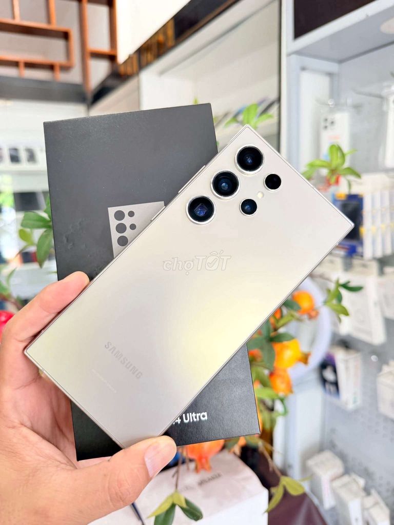 Samsung S24 Ultra 256GB Trắng. Mua bán Điện thoại tại Huyện Châu Thành Đồng Tháp được đăng bởi Mikey hình 1