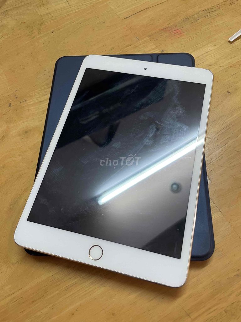 Apple iPad mini 3 16GB Vàng. Mua bán Máy tính bảng tại Quận 7 Tp Hồ Chí Minh được đăng bởi Phạm Phú Vinh hình 1