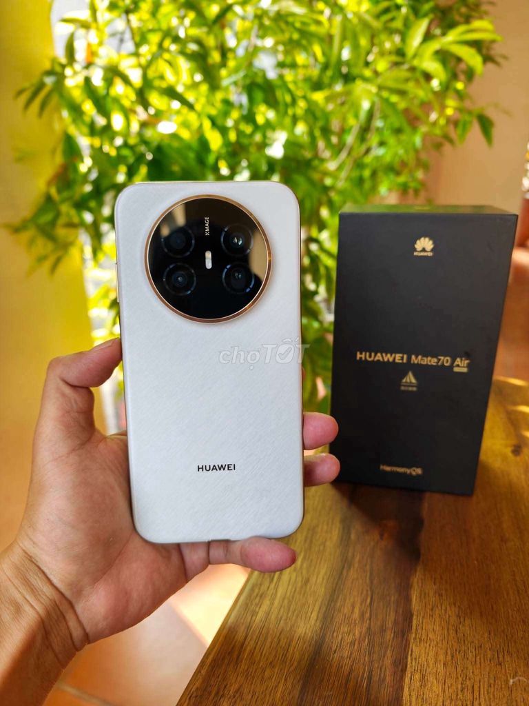 Huawei Mate 70 Air 512G Trắng gold 4.3 full google. Mua bán Điện thoại tại Quận 6 Tp Hồ Chí Minh được đăng bởi Đức Ty hình 1