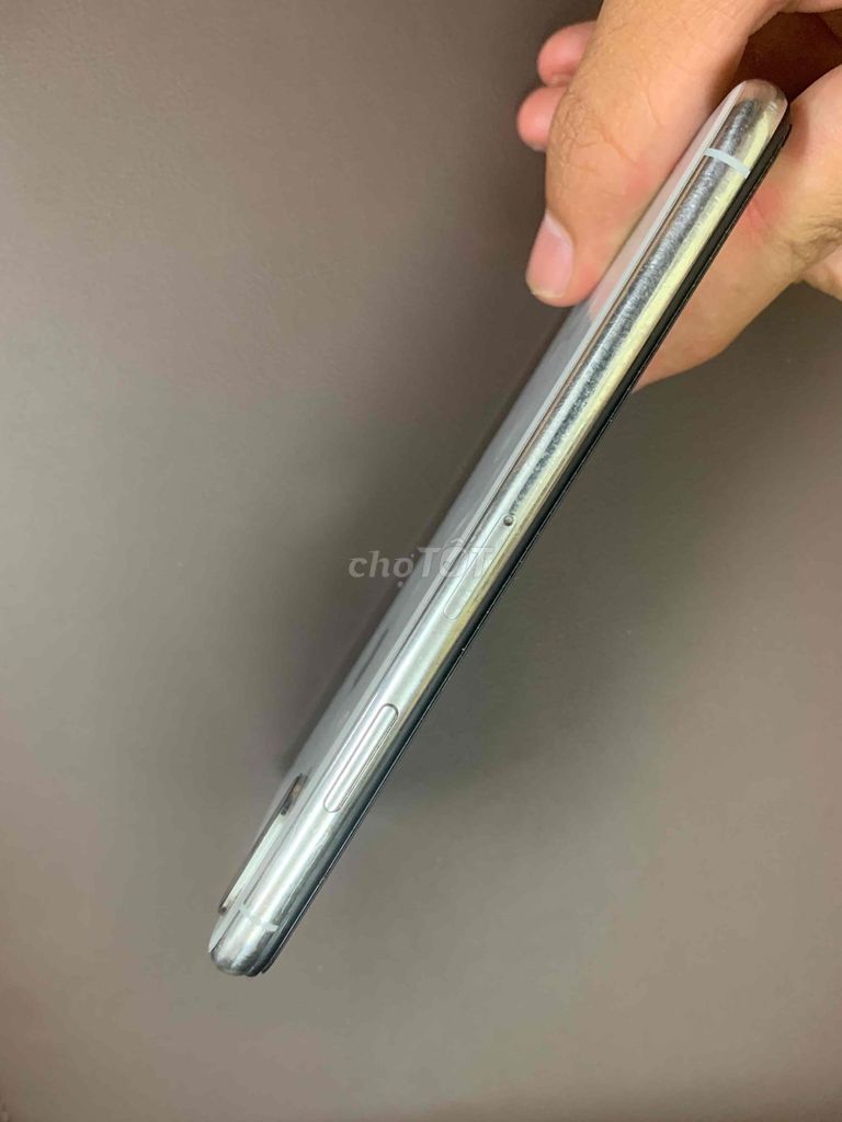 Apple iPhone X 64GB Bạc. Mua bán Điện thoại tại Quận Ba Đình Hà Nội được đăng bởi Tuấn Đặng hình 1
