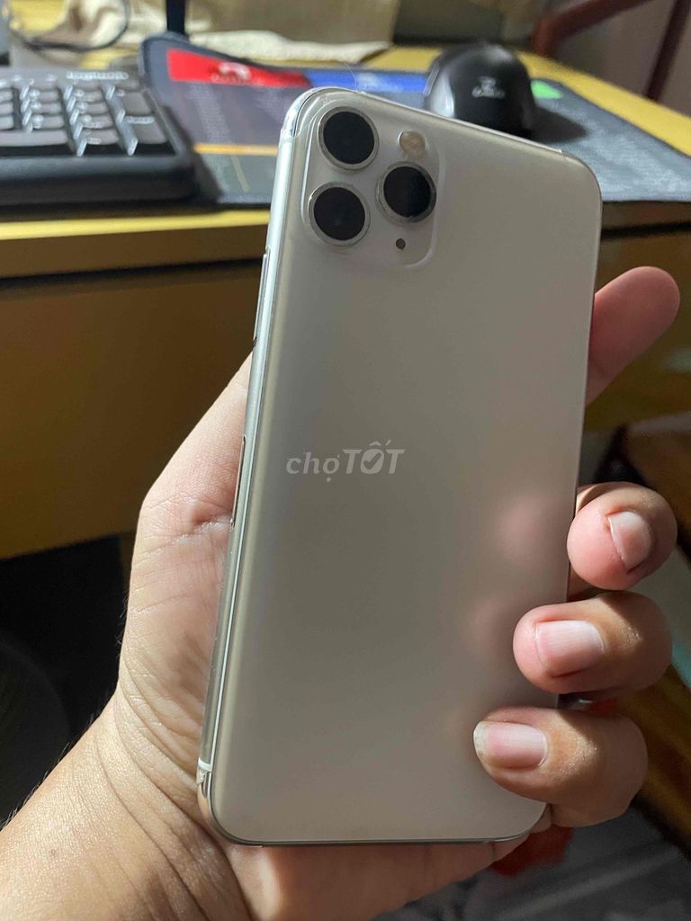 Apple iPhone 11 Pro 64GB Trắng. Mua bán Điện thoại tại Quận Tân Bình Tp Hồ Chí Minh được đăng bởi Trần Phúc hình 1
