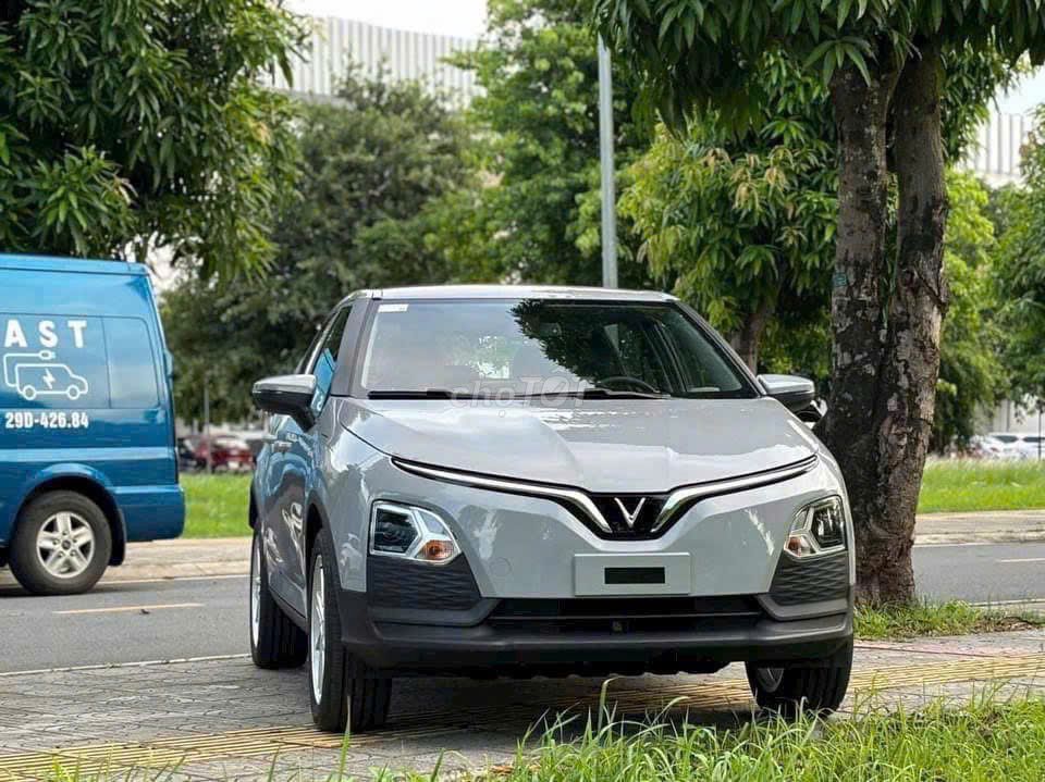 VINFAST VF5 TRẢ TRƯỚC 0 ĐỒNG, ĐỦ MÀU,NHIỀU ƯU ĐÃI. Mua bán Ô tô tại Quận Bình Tân Tp Hồ Chí Minh được đăng bởi  Vân  VinFast Sài Gòn hình 4