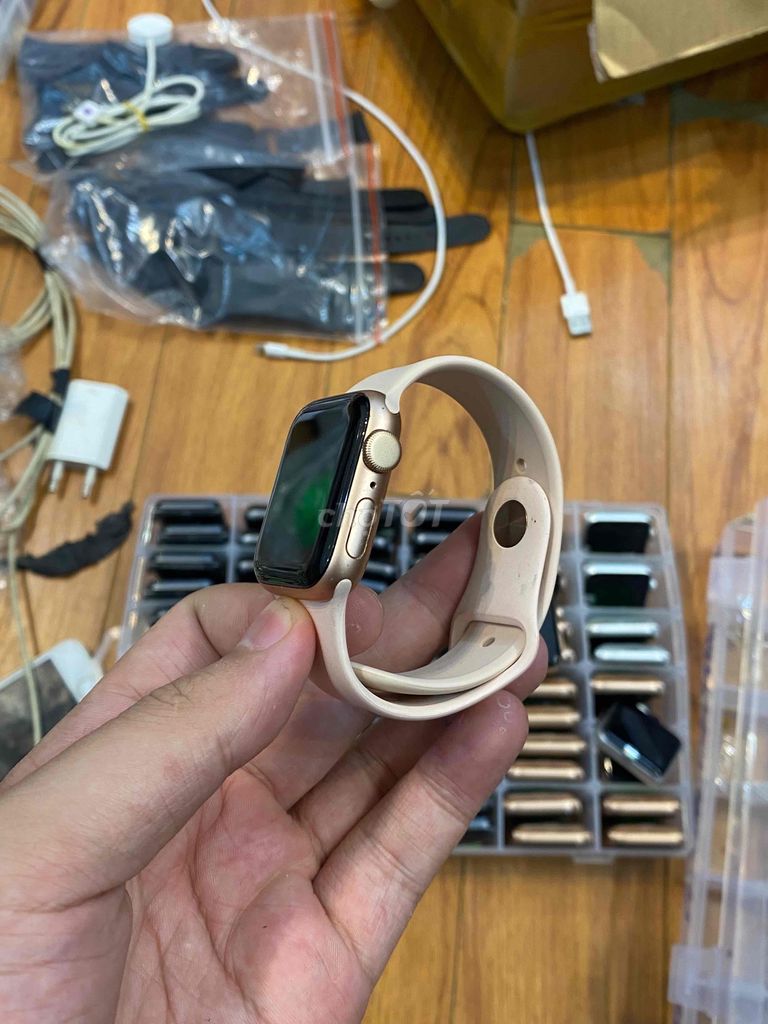 Apple watch Se/40mm rose gold gps