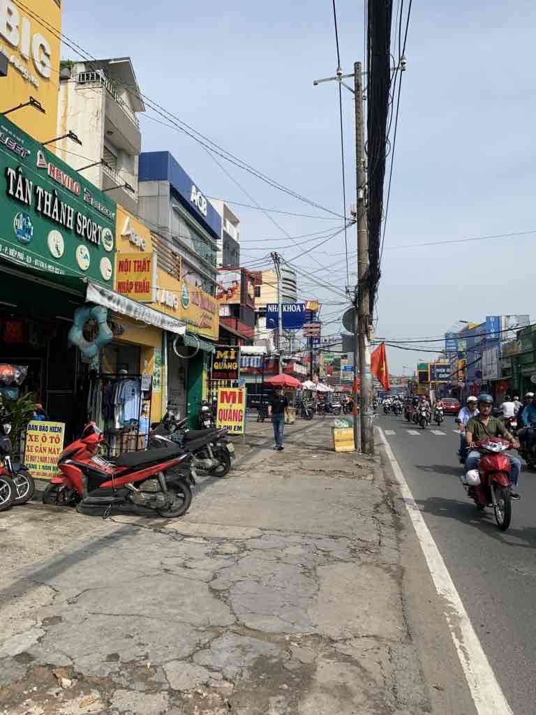 Toà nhà mặt tiền Lê Văn Việt ngang 16.2m vị trí siêu đắc địa...Chủ giả. Mua bán văn phòng, mặt bằng kinh doanh tại Thành phố Thủ Đức Tp Hồ Chí Minh được đăng bởi Minh Phụng hình 2