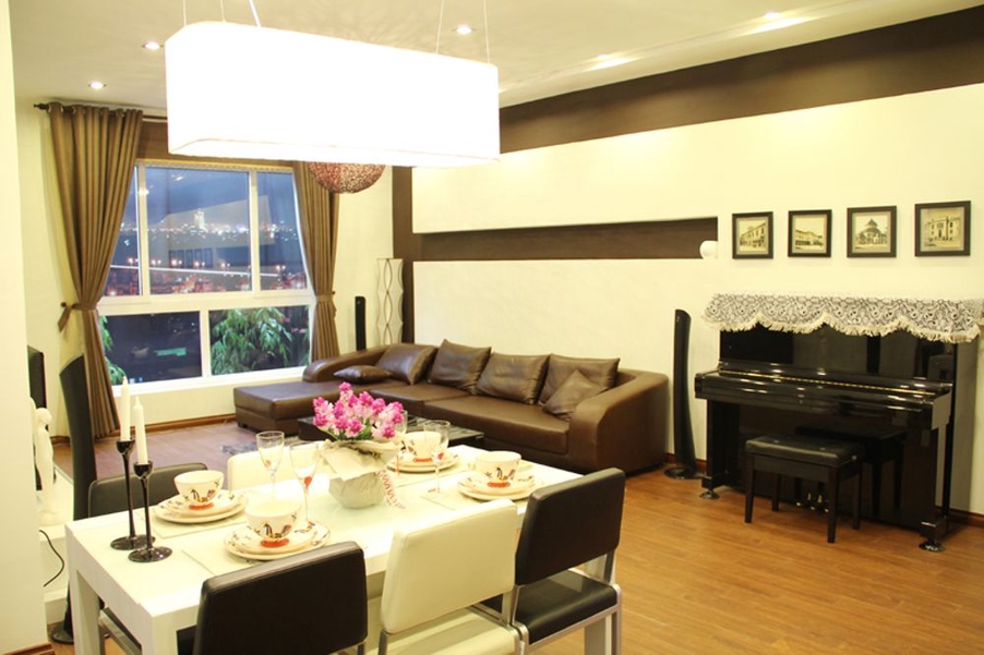SAMPLE_HOUSE