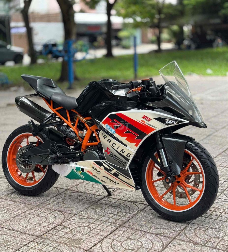 KTM RC250 ABS 2018 Черный, оранжевый, белый 30000 км