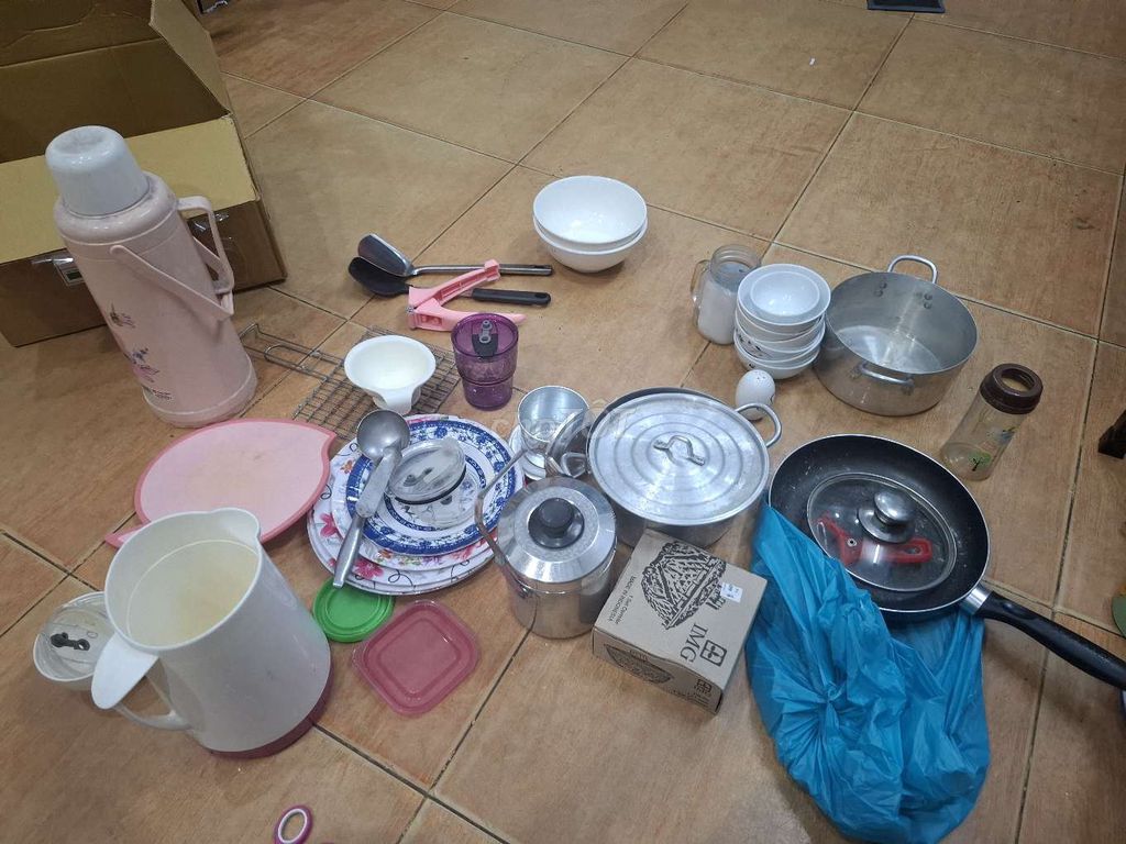 Đồ dùng nhà bếp Nhôm, nhựa, sứ. Mua bán Dụng cụ nhà bếp tại Quận 10 Tp Hồ Chí Minh được đăng bởi Phuong Thanh hình 1