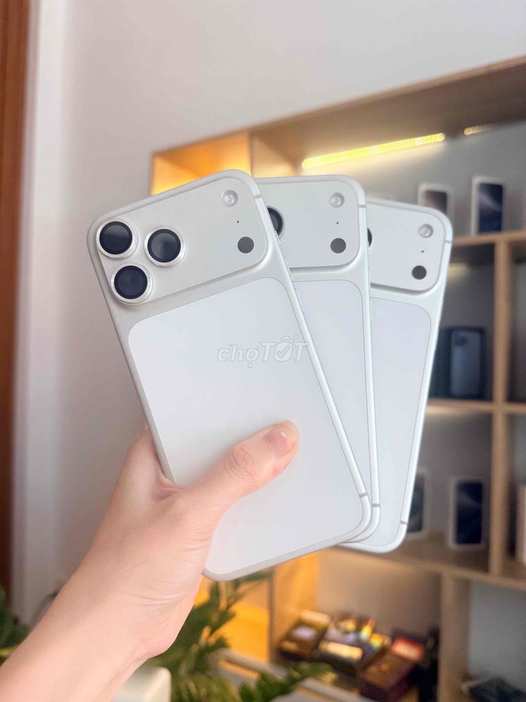 iPhone 17 Pro Max 256GB Trắng độ esim. Mua bán Điện thoại tại Quận Tân Bình Tp Hồ Chí Minh được đăng bởi Quang Vũ hình 1