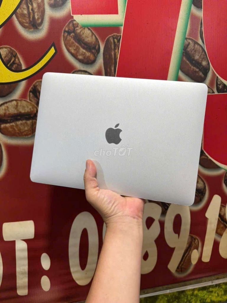Macbook Pro M2 8/256 bạc. Mua bán Laptop tại Quận Bình Thạnh Tp Hồ Chí Minh được đăng bởi Hoàng Giang hình 1