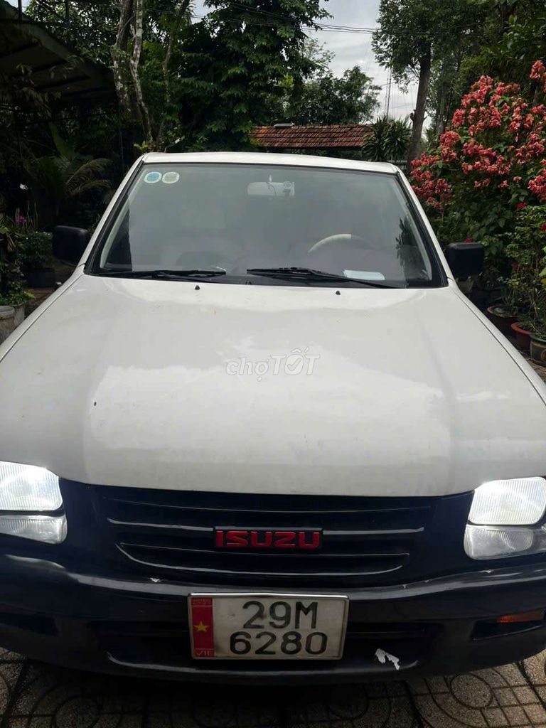 Isuzu 2000 Trắng 5 chỗ. Mua bán Ô tô tại Thành phố Buôn Ma Thuột Đắk Lắk được đăng bởi oai hình 11