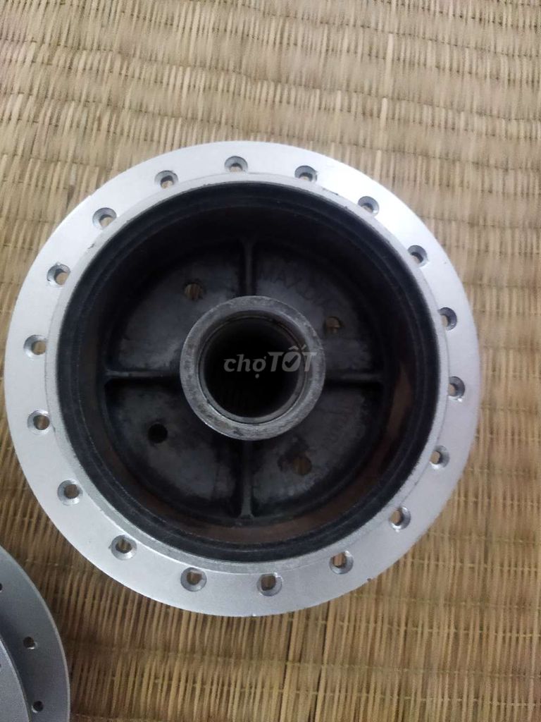 Cặp dùm dream thái không có má dùm. Mua bán Phụ tùng xe tại Huyện Bình Tân Vĩnh Long được đăng bởi lê trương tuấn anh hình 2