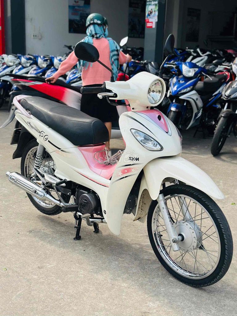 SYM Angela 50 Trắng hồng. Mua bán Xe máy tại Thành phố Thuận An Bình Dương được đăng bởi Quân Anh Phạm hình 1