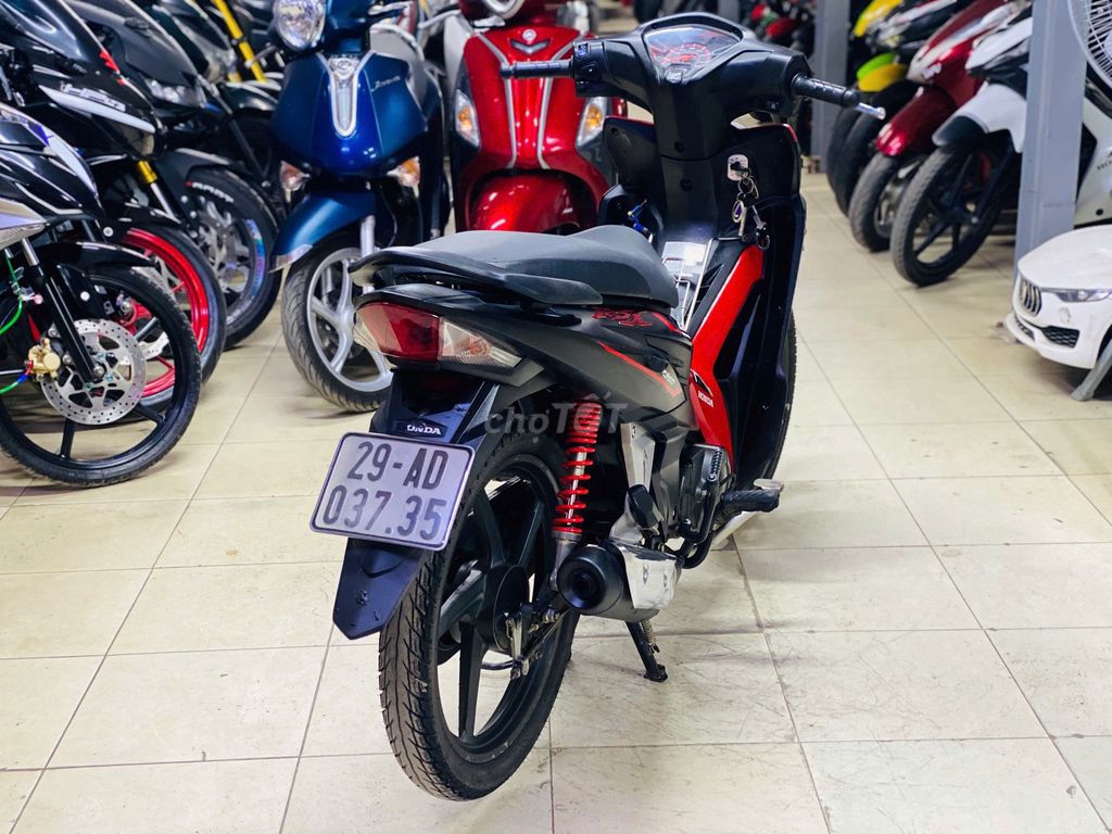 XE MÁY THỊNH PHÁT - WAVE RSX FI ĐỎ ĐEN V.ĐÚC LƯỚT. Mua bán Xe máy tại Quận Bắc Từ Liêm Hà Nội được đăng bởi XE MÁY THỊNH PHÁT XE LƯỚT GIÁ RẺ hình 2