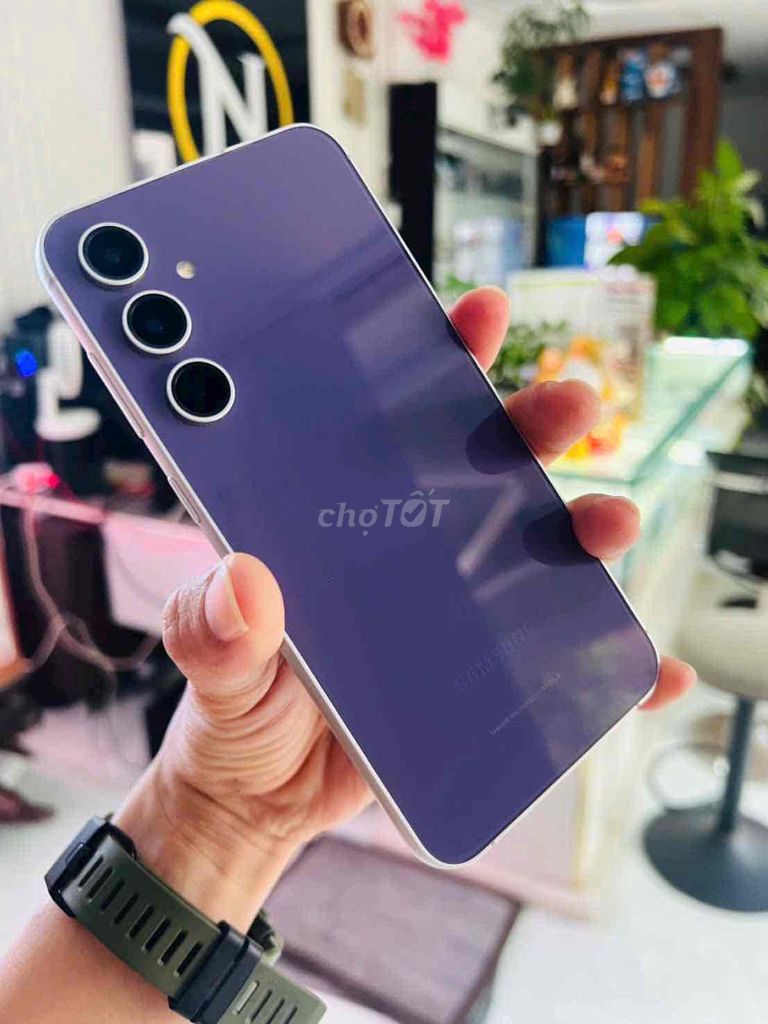 Samsung S23 FE  ( 8/256 )Tím nguyên zin đẹp 99,9%. Mua bán Điện thoại tại Thành phố Biên Hòa Đồng Nai được đăng bởi Oanh Hoang hình 1
