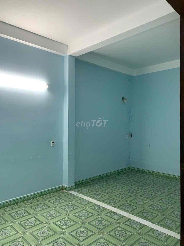 Cho thuê nhà 3 tầng 3 mê, mặt tiền 7m5 HOÀ CƯỜNG BẮC 100m2x3, 7pn wc t