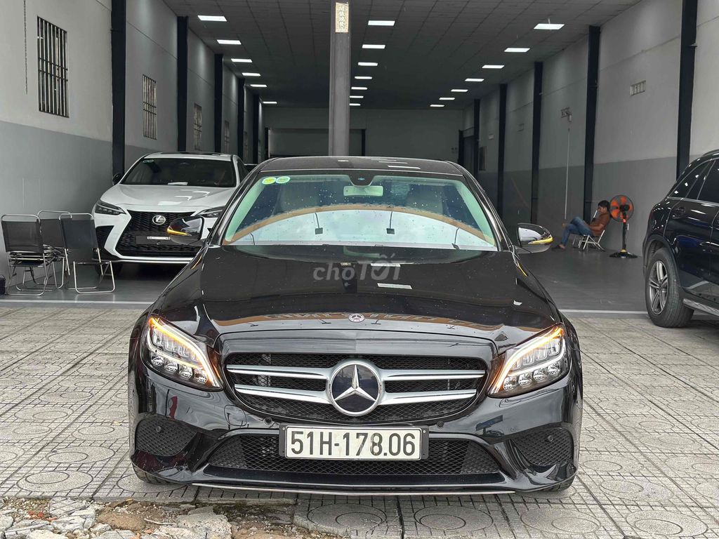 🔴 Mercedes Benz C Class form 2019 C 200 - 44k km. Mua bán Ô tô tại Thành phố Biên Hòa Đồng Nai được đăng bởi Tuấn carhouse hình 2