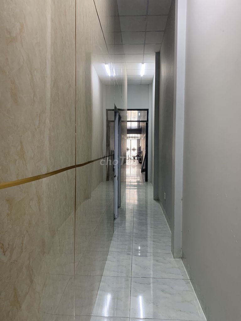 Mặt Tiền chính Lê Hông Phong, 250m2, cổng sau Hẻm 66 Huỳnh Văn Nghệ. Mua bán nhà ở tại Thành phố Thủ Dầu Một Bình Dương được đăng bởi Việt hình 3