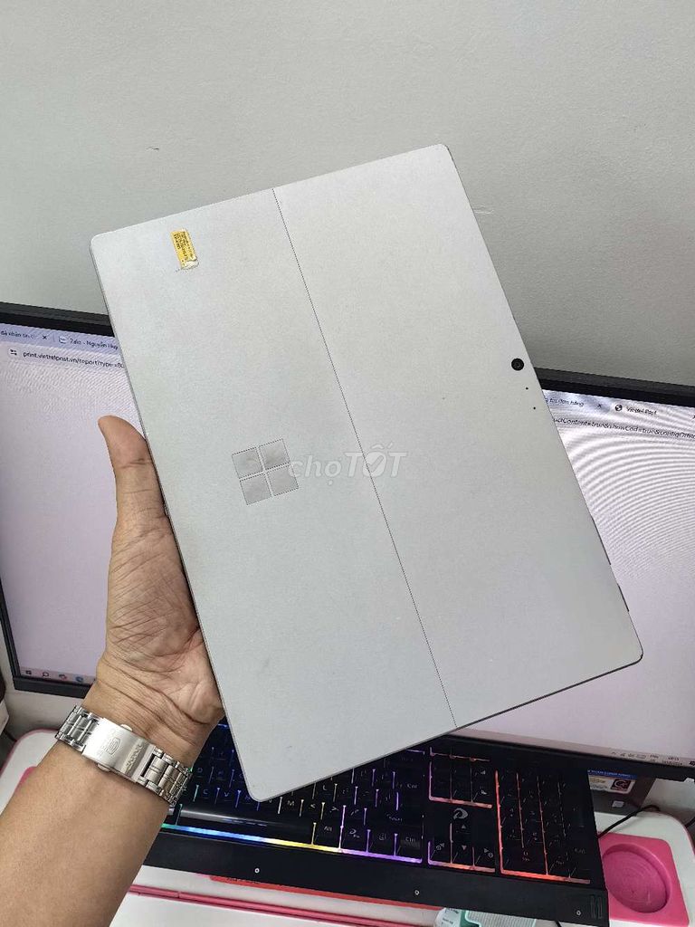 Microsoft Surface Pro 6 i5 8GB/128GB Bạc. Mua bán Laptop tại Quận Hoàng Mai Hà Nội được đăng bởi Nguyễn Huynh hình 1
