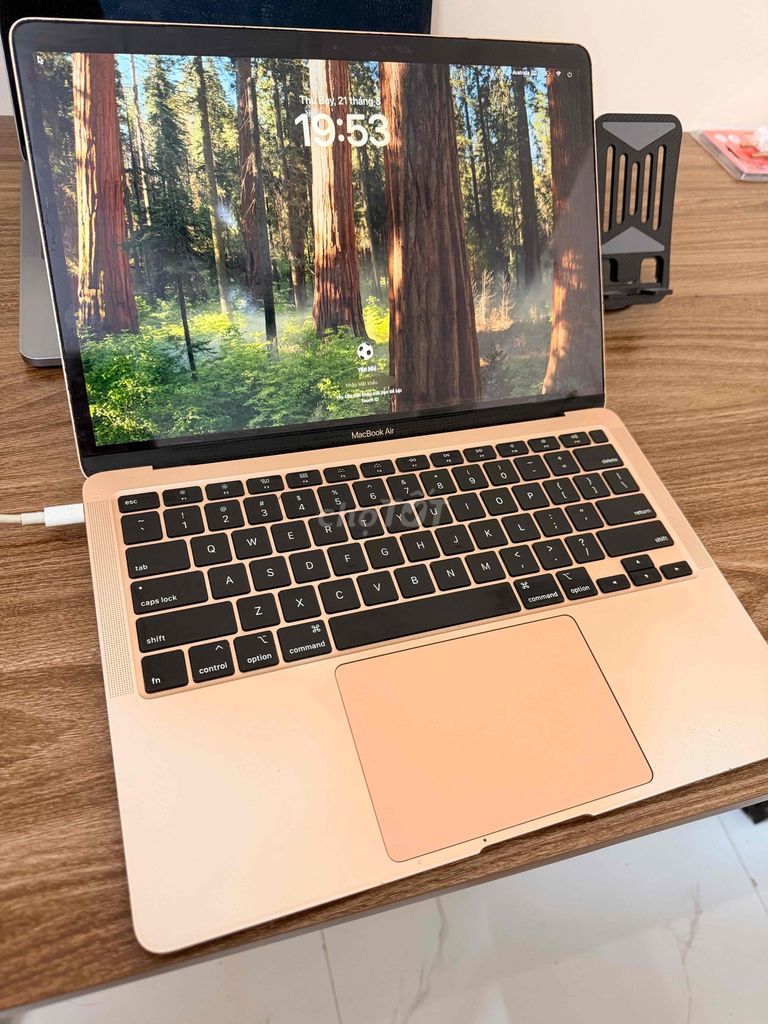 Macbook Air 2020 i3 ram 8g ssd 256gb. Mua bán Laptop tại Thành phố Huế Thừa Thiên Huế được đăng bởi quốc nguyễn hình 1
