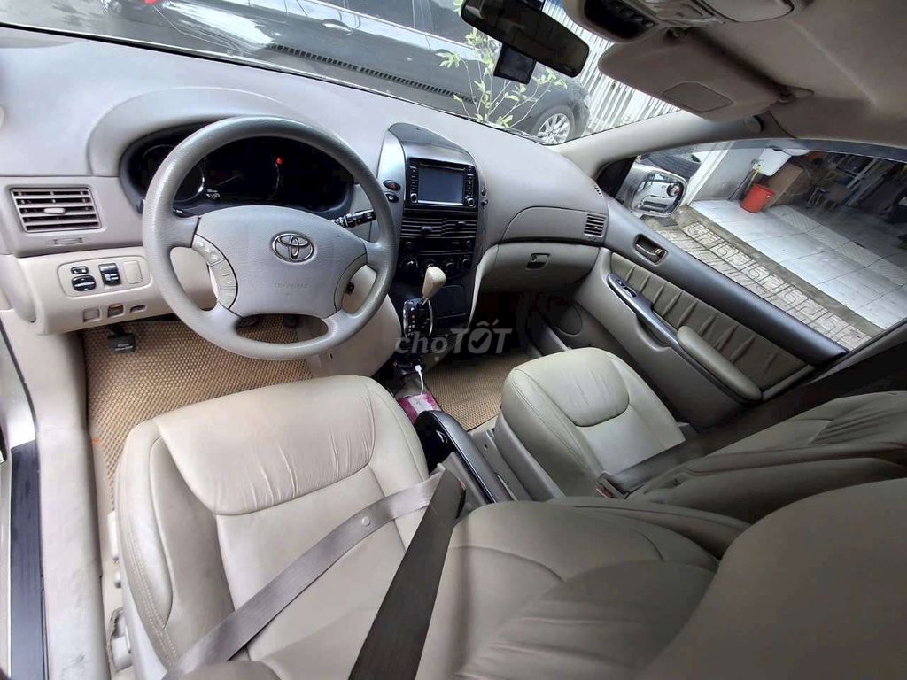Toyota siena 3.5 sx 2009 - 100000 km. Mua bán Ô tô tại Quận Tân Phú Tp Hồ Chí Minh được đăng bởi Văn ý hình 4