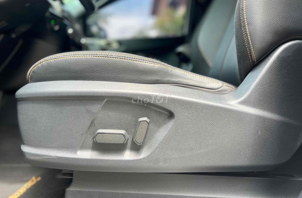 SIÊU CHẤT - WILDTRAK 2018 1 CHỦ - FULL BD HÃNG. Mua bán Ô tô tại Quận Gò Vấp Tp Hồ Chí Minh được đăng bởi DH AUTO FORD CHUYÊN XE FORD LƯỚT CHẤT LƯỢNG CAO hình 21