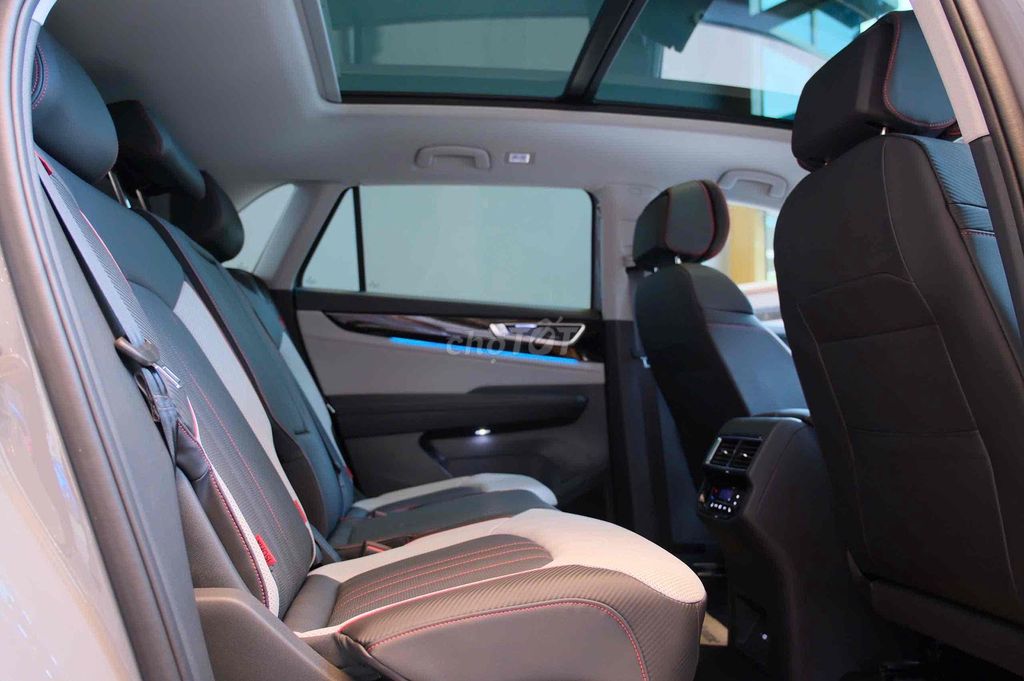 Volkswagen Teramont X Platinum Đen. Mua bán Ô tô tại Quận 5 Tp Hồ Chí Minh được đăng bởi Hưng Trang Volkswagen hình 8