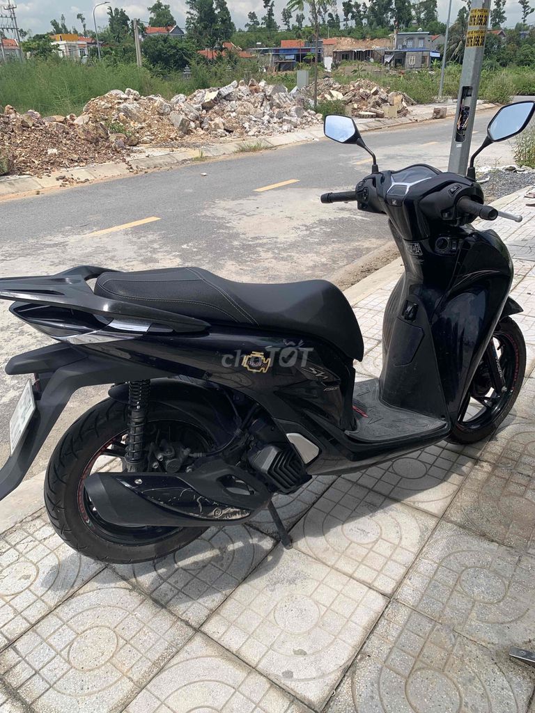 Chính chủ cần bán SH150 CBS đklđ 2021. Mua bán Xe máy tại Huyện Thuỷ Nguyên Hải Phòng được đăng bởi hieu nguyenminh hình 3