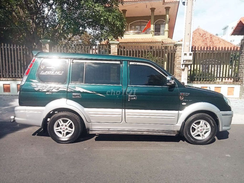 Mitsubishi Jolie 2004 photo 2