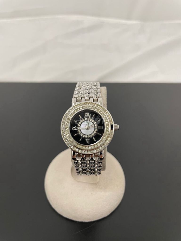 Đồng hồ Valentino Nữ Kim loại, đá Bạc, đen Nhật cũ. Mua bán Đồng hồ tại Quận Đống Đa Hà Nội được đăng bởi hải hoàng hình 1