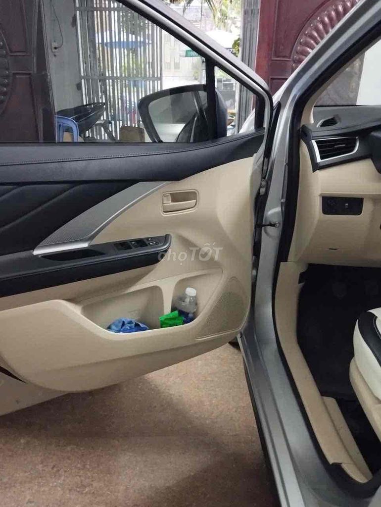 Mitsubishi Xpander 2019 1.5 MT - 196000 km. Mua bán Ô tô tại Quận 8 Tp Hồ Chí Minh được đăng bởi Tuyết Vân hình 6